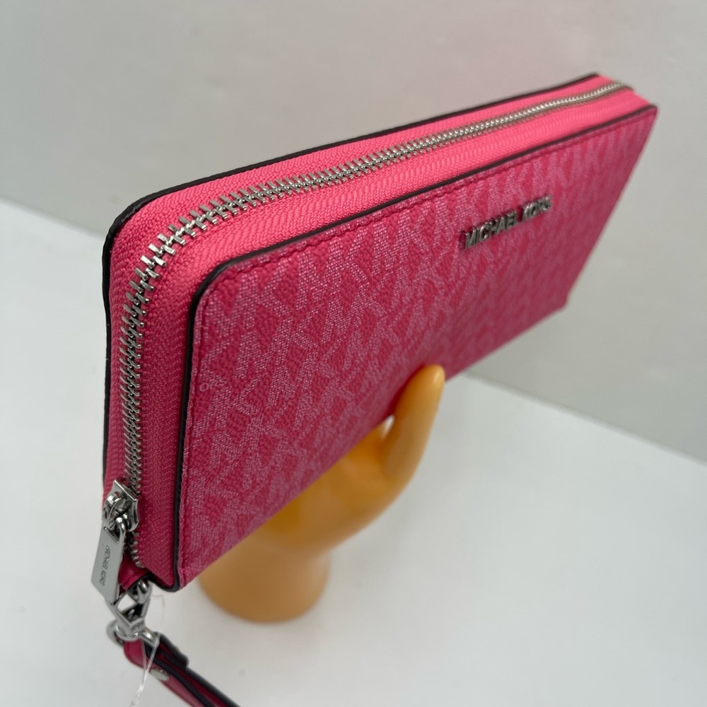 MICHAEL KORS Jet Set Large Signature Logo Continental Wallet Wristlet Phone NWT - Picture 7 of 16